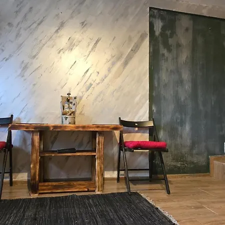 Vila Curtea De Arges Holiday home *